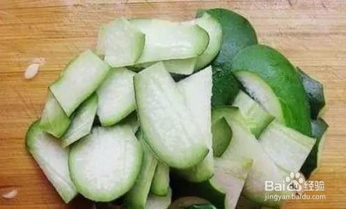 吃瓜生疮,揭秘瓜果食用不当引发的皮肤问题