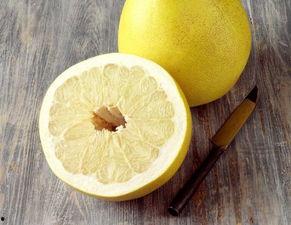 孕妇吃大瓜的好处,孕妈健康与胎儿发育的双重益处