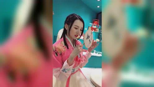 吃瓜游戏小姐姐,揭秘娱乐圈幕后故事