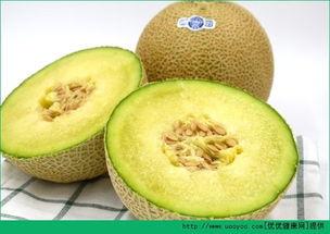 干咳吃哈密瓜好吗怎么吃,食用方法与功效解析